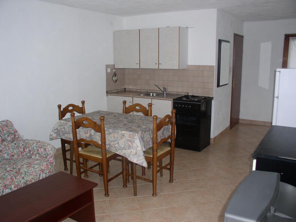Apartment Lana Привлака Экстерьер фото