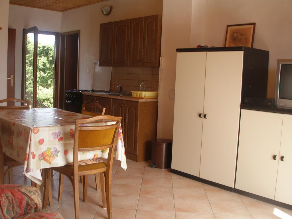 Apartment Lana Привлака Экстерьер фото
