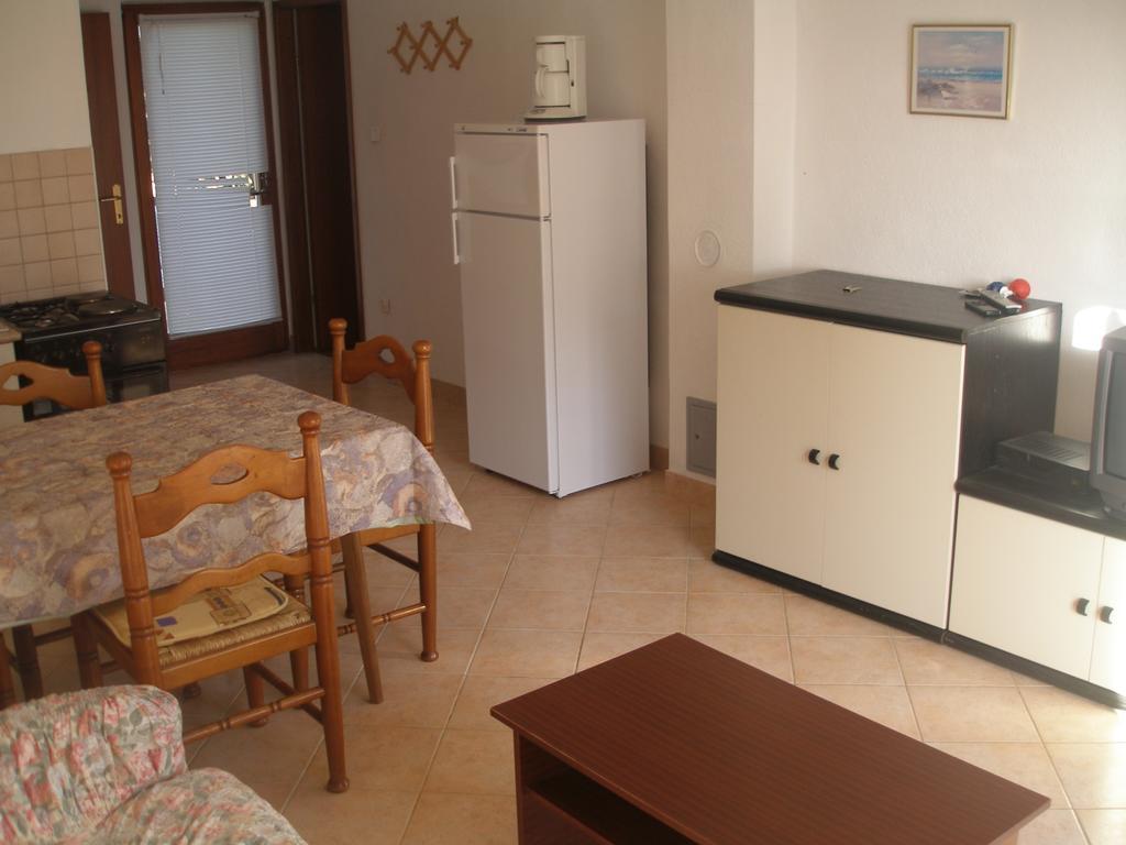 Apartment Lana Привлака Экстерьер фото