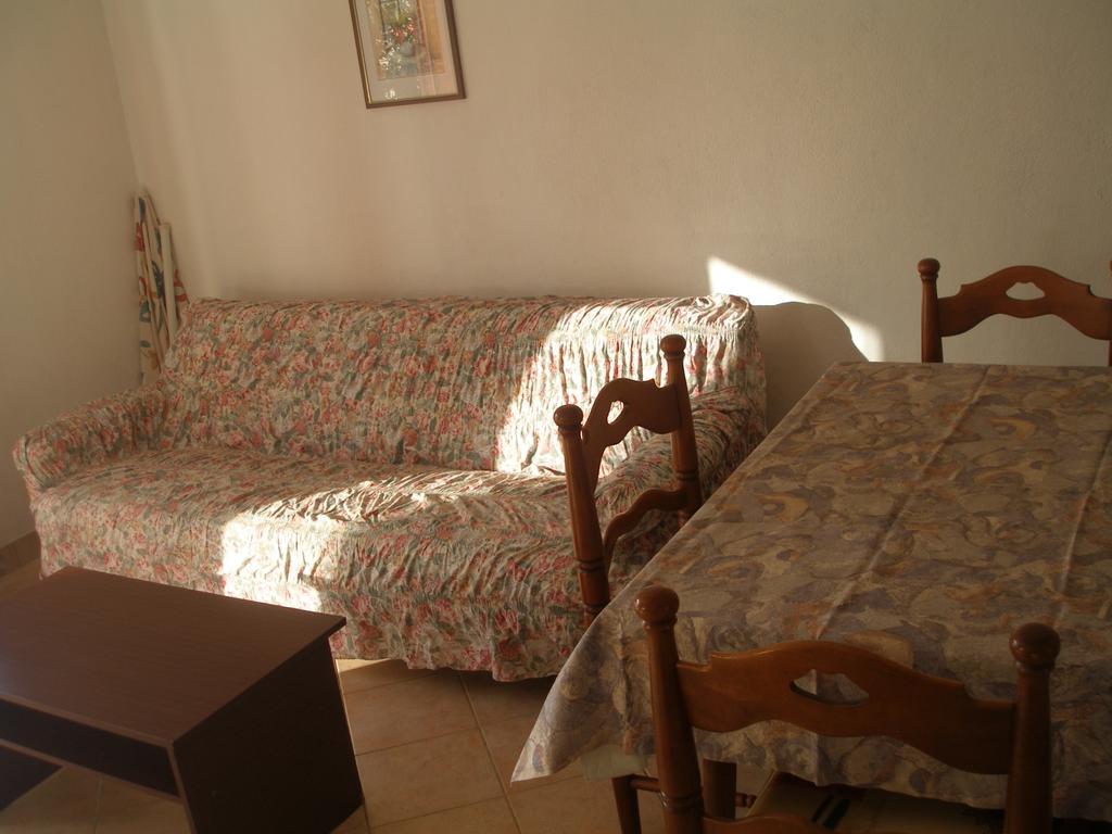 Apartment Lana Привлака Экстерьер фото