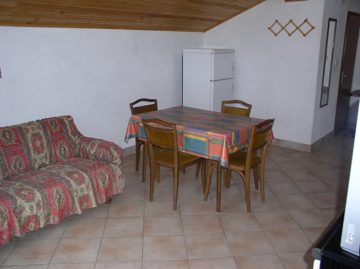 Apartment Lana Привлака Экстерьер фото